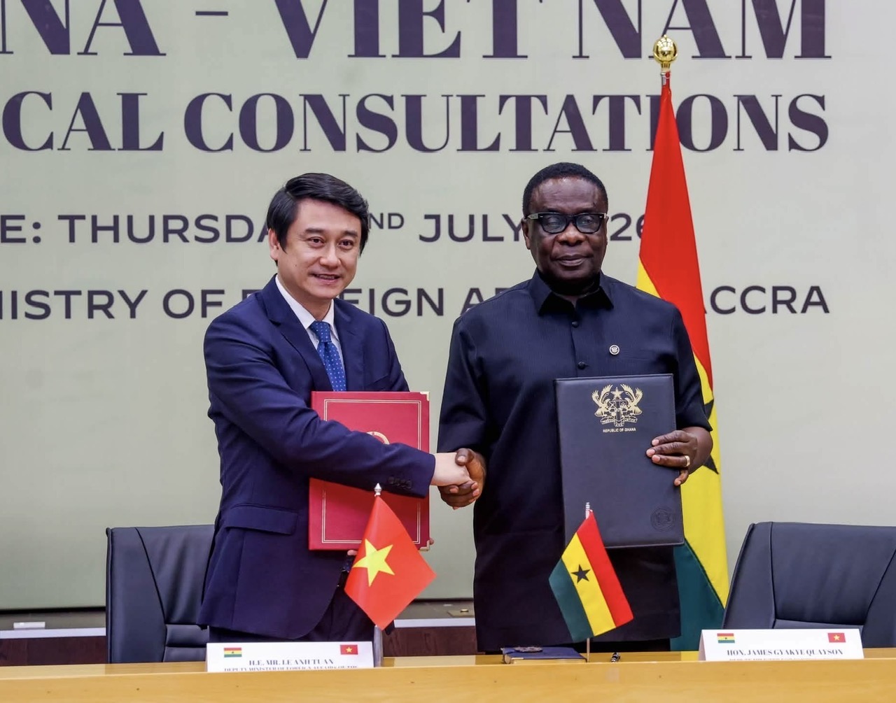 Thứ trưởng Ngoại giao Lê Anh Tuấn thăm, làm việc tại Ghana và đồng chủ trì họp tham vấn chính trị lần thứ nhất